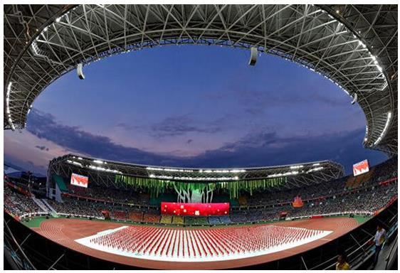 首届青运会盛大开幕 才子男装赢领青春