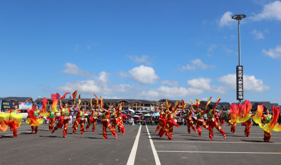 我区举办庆祝第八个全民健身日活动 暨全区健