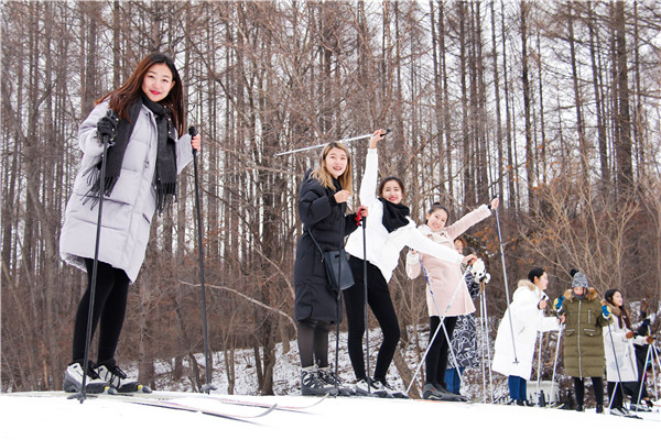 看冰雪天使特训营里咋训练