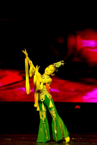 一路莲花古筝音乐会奏响延吉新年乐章