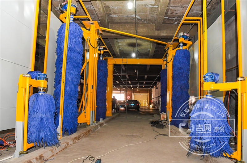 洗车神器来了 长春公交将逐步告别手洗时代