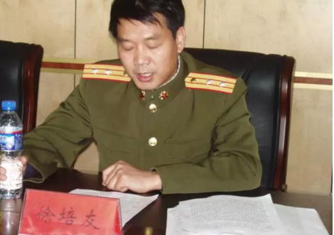 徐培友故事集:调到编外不松劲