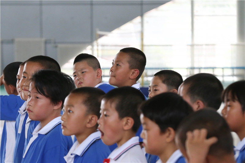 新学伊始 孤儿不孤