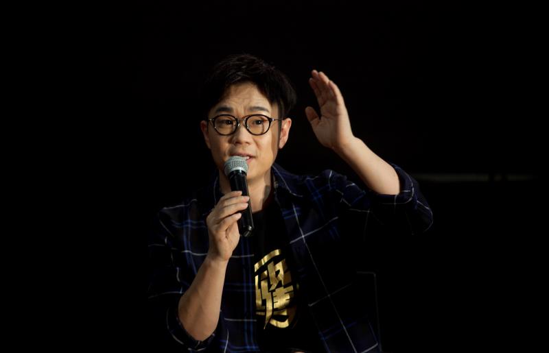 大鹏空降长春 与家乡影迷畅谈电影《缝纫机乐