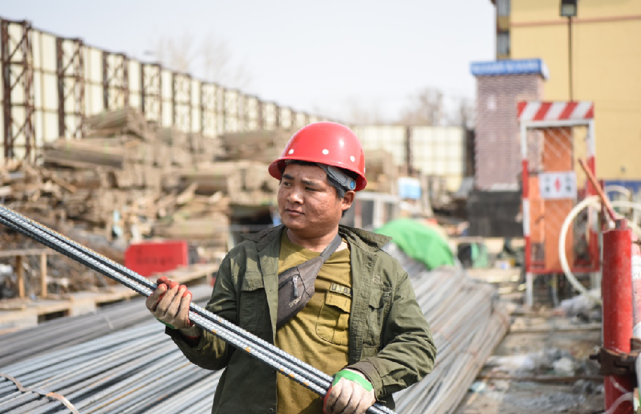 长春市朝阳区举行2018年重点项目集中开复工