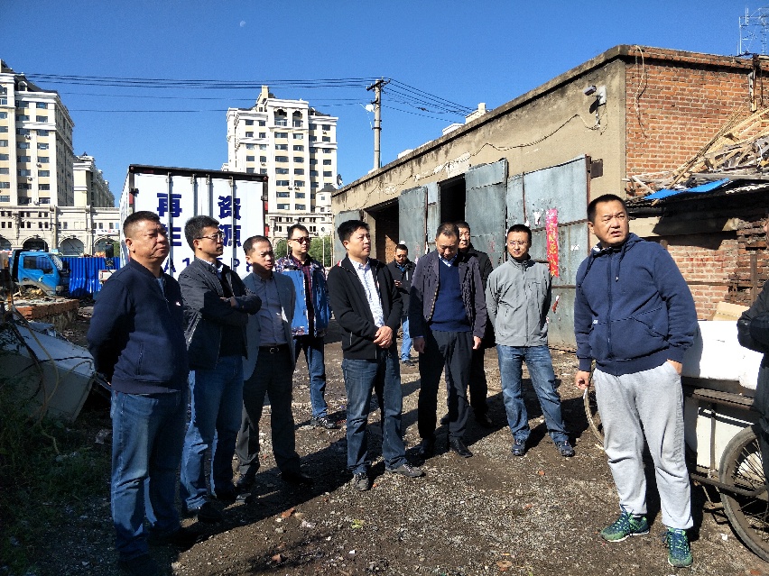 长春市房地局等相关部门赴绿园区伊通河