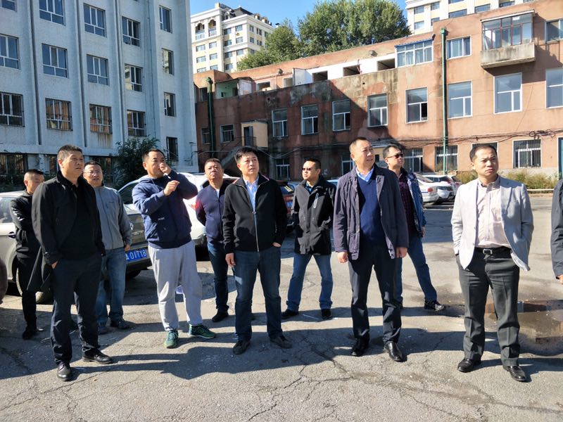 长春市房地局等相关部门赴绿园区伊通河