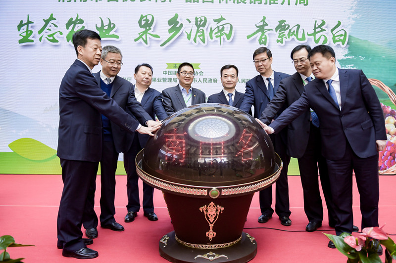 渭南名优农特产品来长春展销 要买好吃的水果