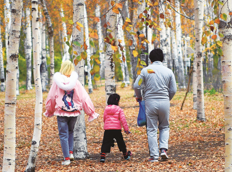 宽城区委常委、政法委书记靳明赴吉林护法律师