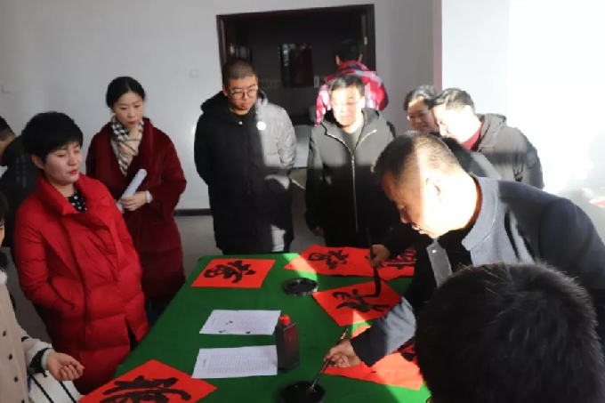通榆县举办第二届书法临创作品展